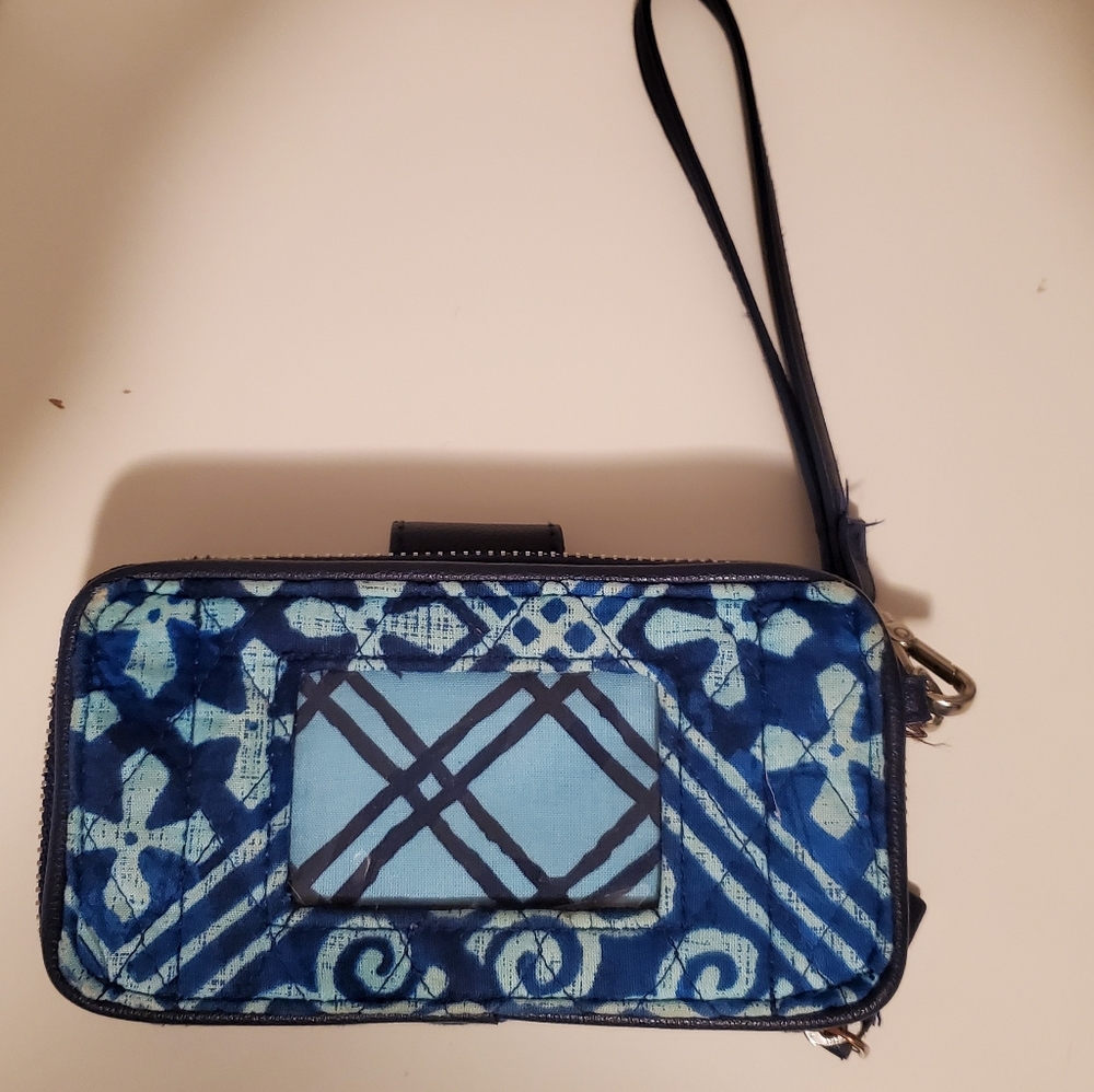 VERA BRADLEY - RFID SMARTPHONE WRISTLET -  Cuban Tiles 21163-G03 - Pre-owned - Picture 2 of 16